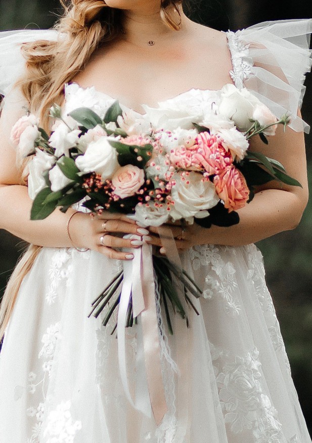 Букет невесты раскидистый, многосоставный