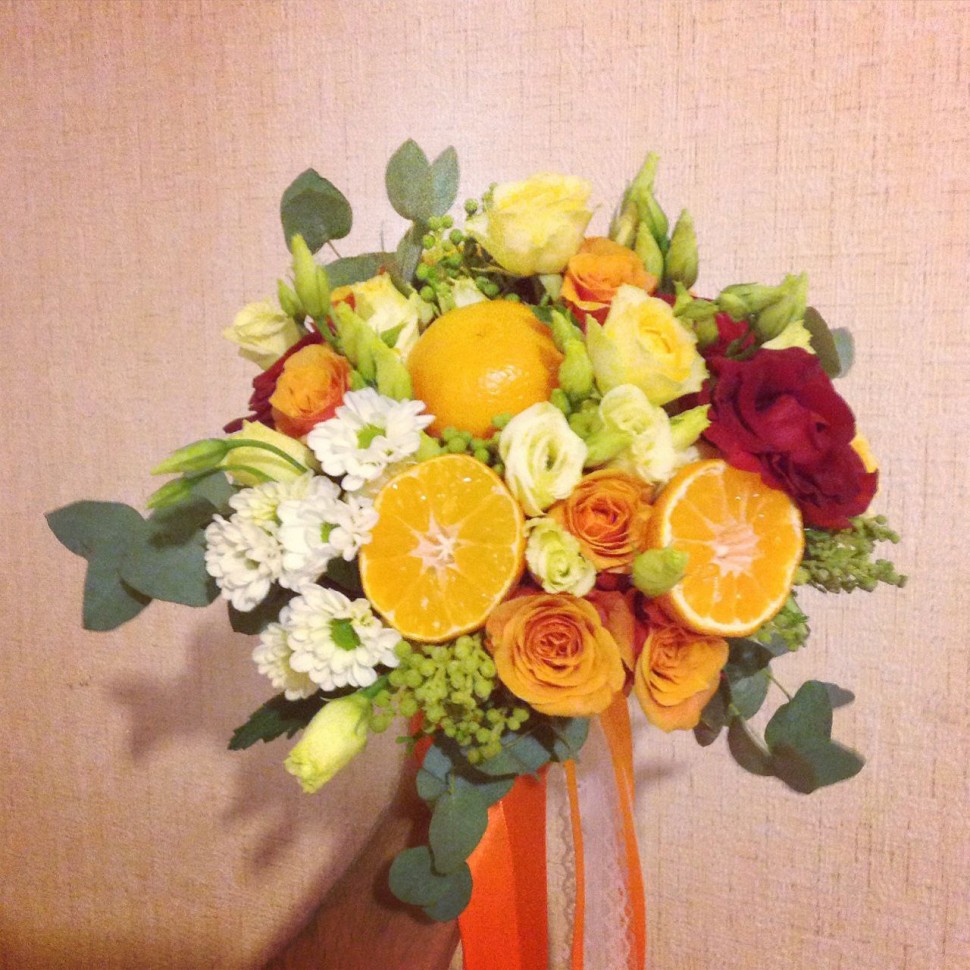 Букет невесты с мандаринами